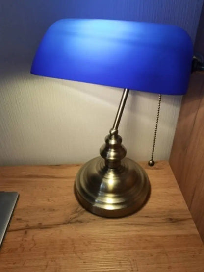 Classical E27 banker table lamp