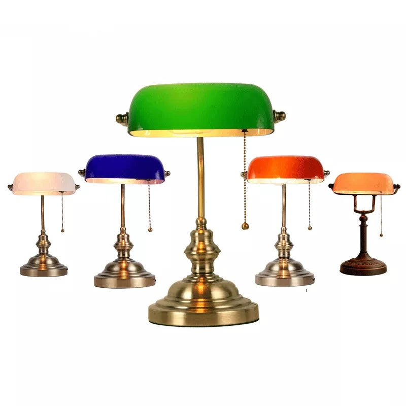 Classical E27 banker table lamp